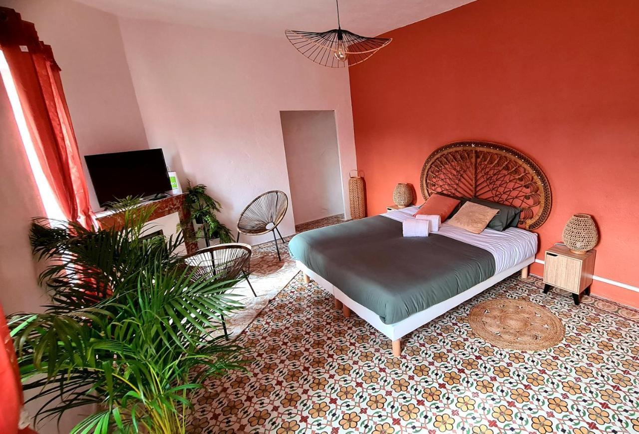 Lou Mouli Di Baou Bed and Breakfast Labeaume Eksteriør billede