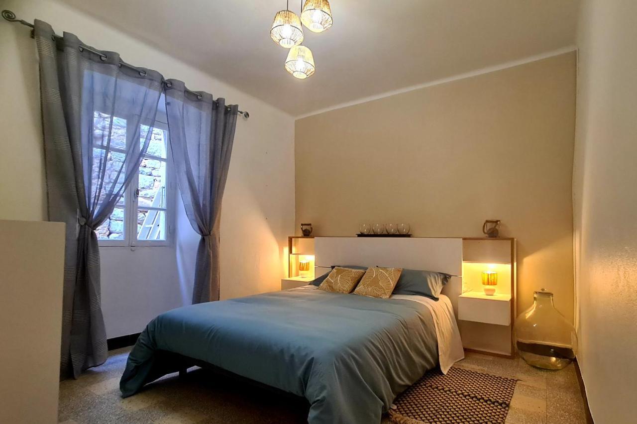 Lou Mouli Di Baou Bed and Breakfast Labeaume Eksteriør billede